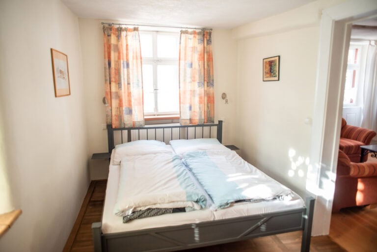 Gemütliche Unterkunft nahe der deutschen Weinroute mit Blick auf Reben